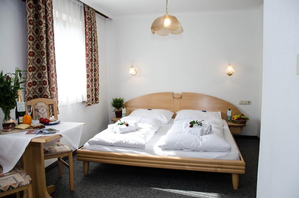 Absolute Active Roulette Apartments Kirchberg Kirchberg in Tirol Habitación foto